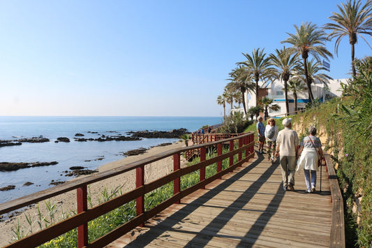 Playa de La Cala de Mijas: Beach Guide, Facilities & Local Tips