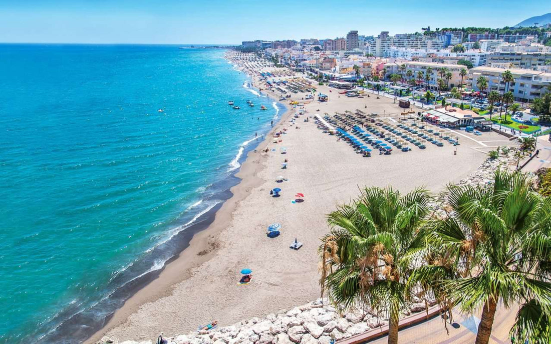 Playa de La Carihuela: Torremolinos Beach Guide & Local Tips